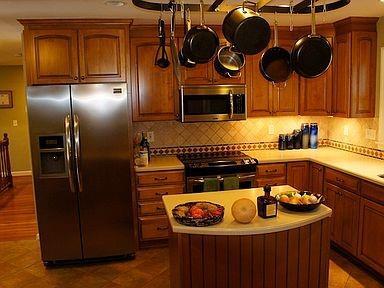 Building Photo - 1216 Beech Haven Rd NE