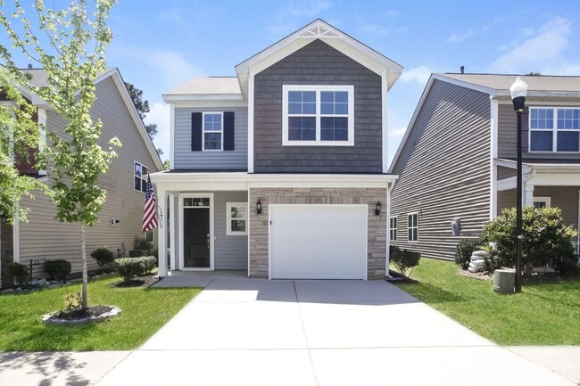 Primary Photo - 469 Eastfair Dr