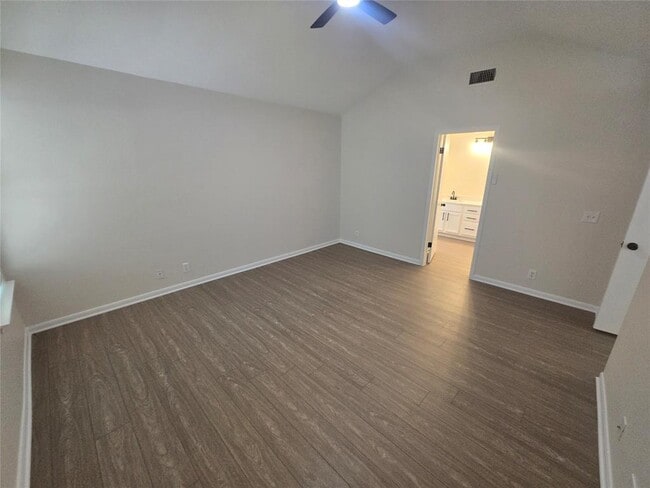 Building Photo - 5108 Edenbourgh Ln