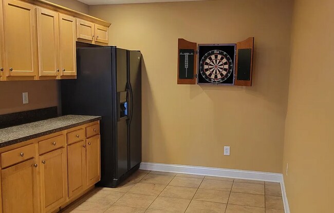 Building Photo - 9300 Grandstand Ct