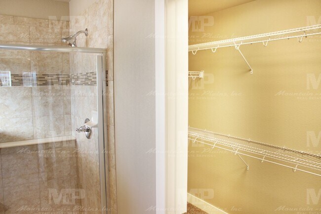 Building Photo - 2245 Adobe Dr