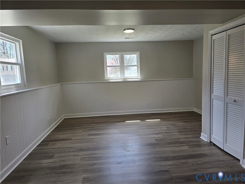 Building Photo - 10200 Stroud Ln