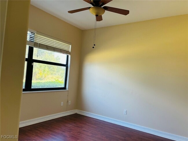 Building Photo - 12500 Fairmont Dr