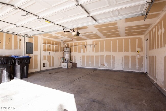 Building Photo - 2516 Courlan Dr