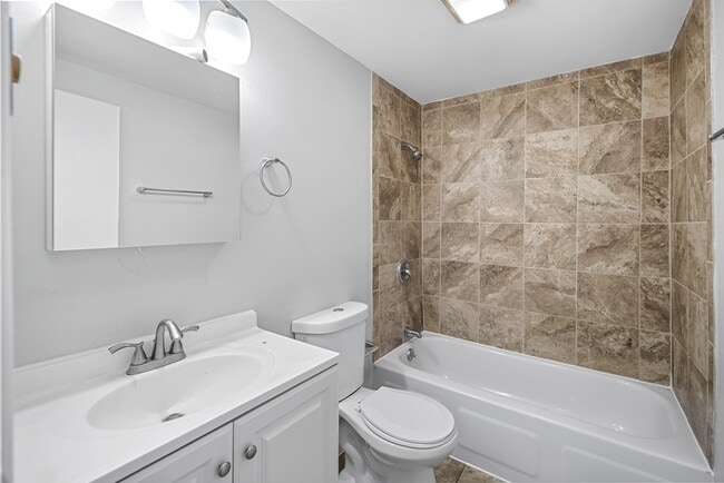 Building Photo - 50-62 East Street - 7A