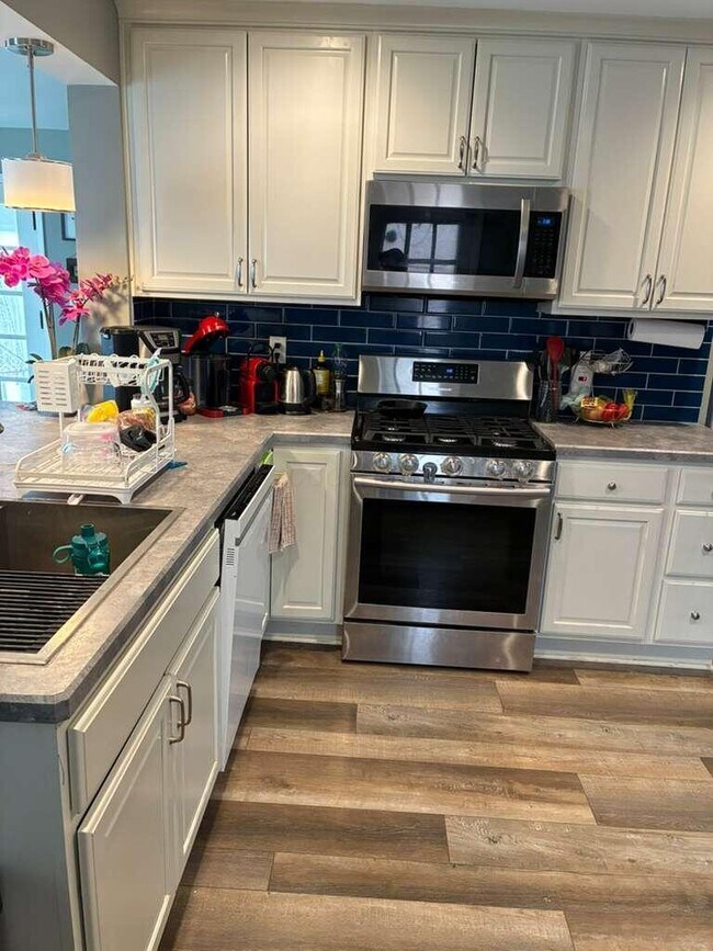 Building Photo - 65 S Gould Rd