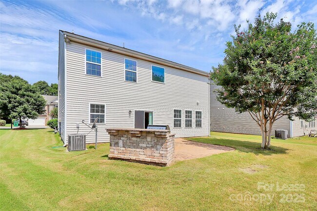 Building Photo - 14321 Green Birch Dr