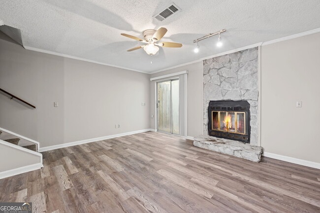 Building Photo - 5313 Waverly Trce