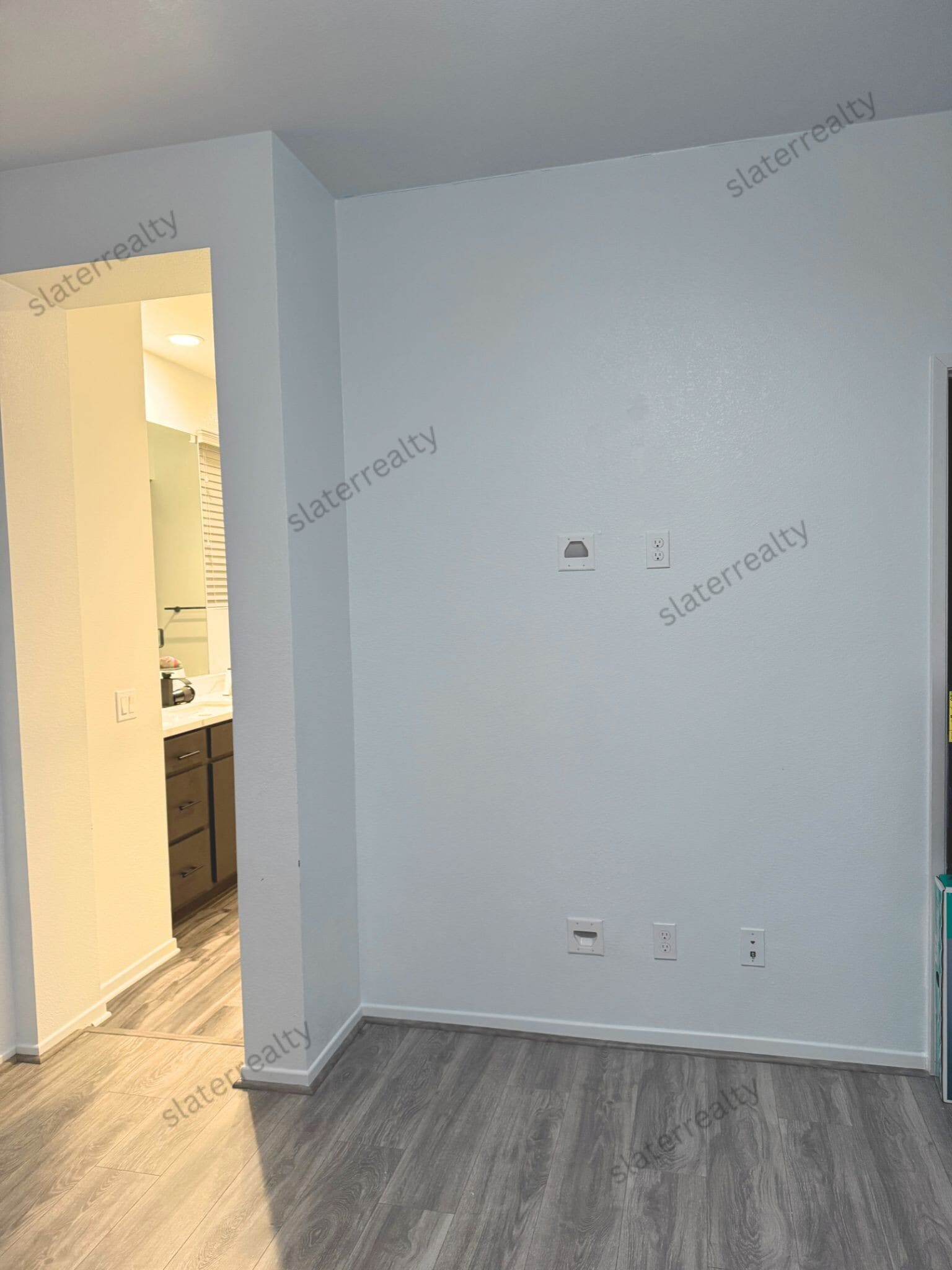 Building Photo - 1608 Santa Paulina