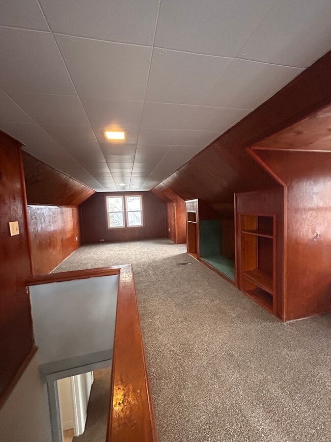 Building Photo - Nice Cape Cod!