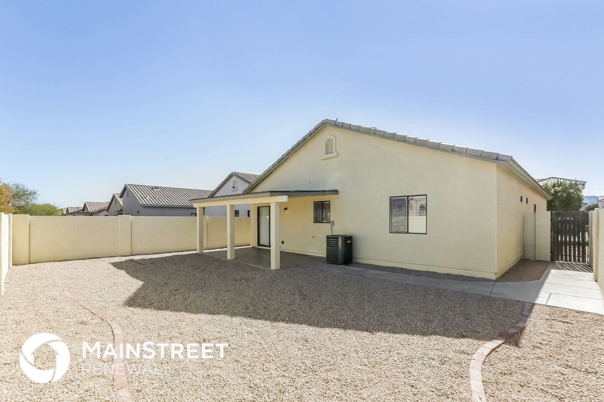 Building Photo - 1016 W Lydia Ln