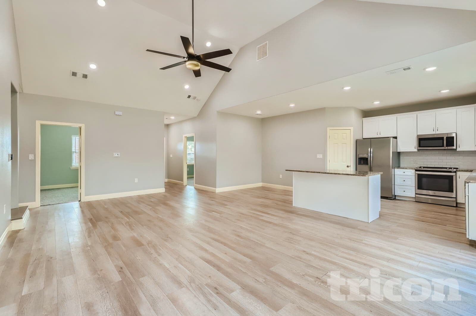 Building Photo - 5617 Kerry Ln