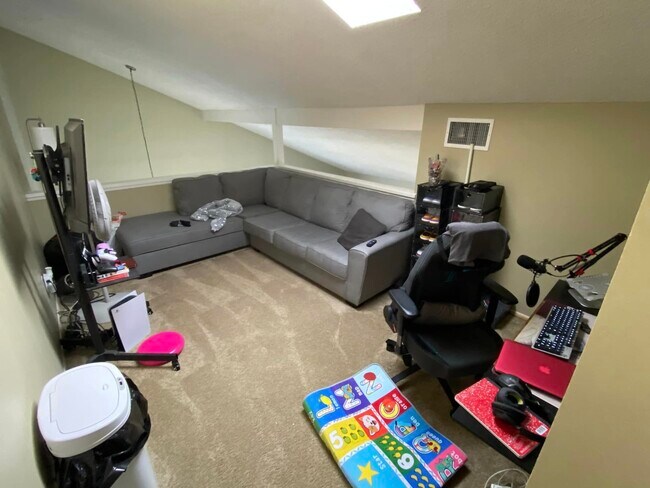 Building Photo - 2397 Donnington Way