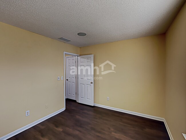 Building Photo - 515 Bass Chase NW