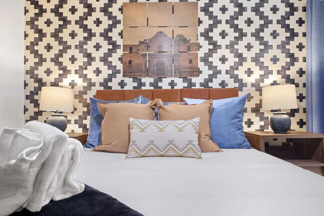 Building Photo - 5410 King Richard St