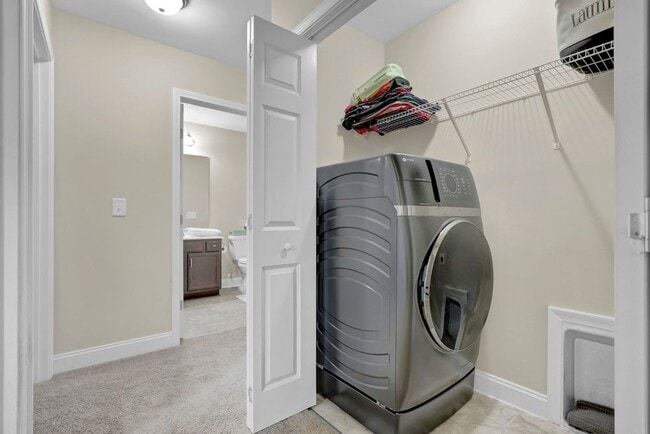 Building Photo - 424 Guppy Lp Rd