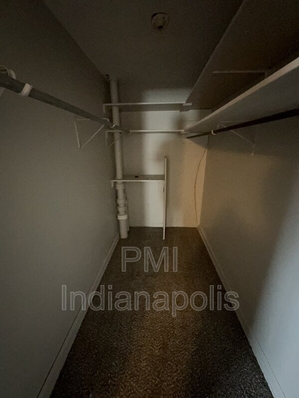 Building Photo - 1311 E 11th St