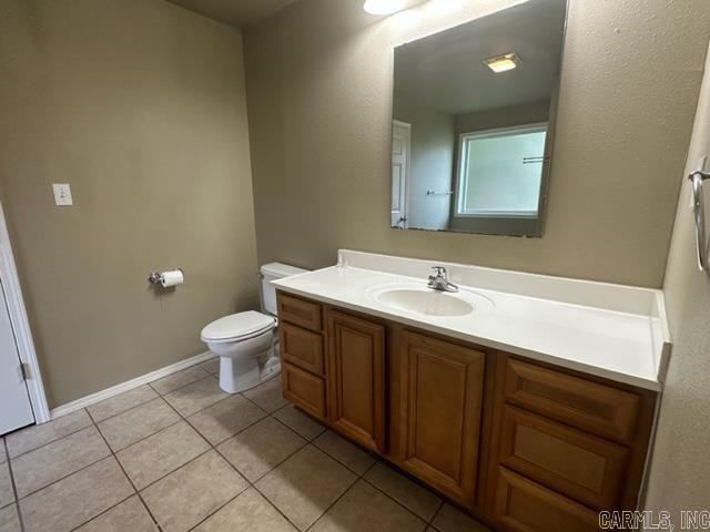 Building Photo - 586 Wisteria Dr