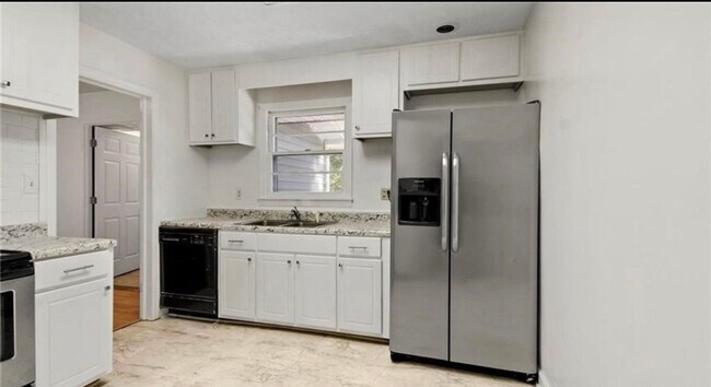 Building Photo - 1820 McGougan Rd