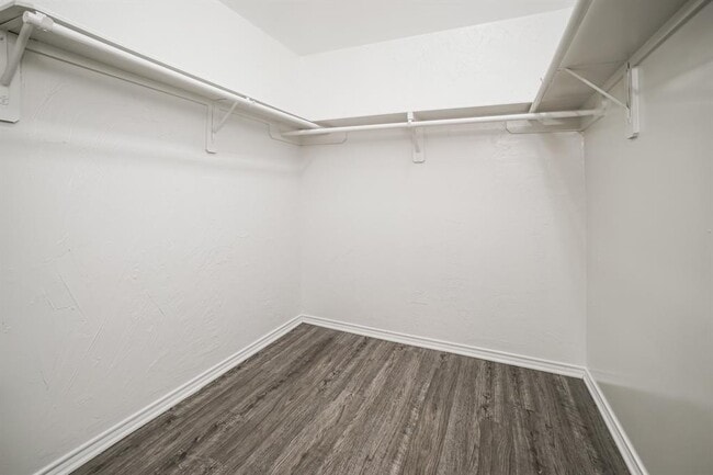 Building Photo - 27415 Macy Hills Ct