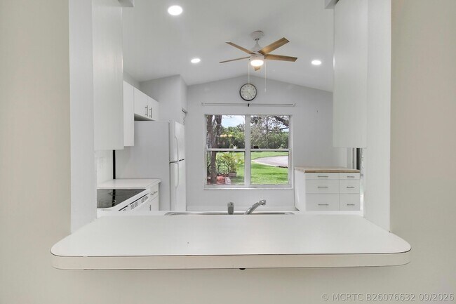 Building Photo - 7333 Burgess Dr