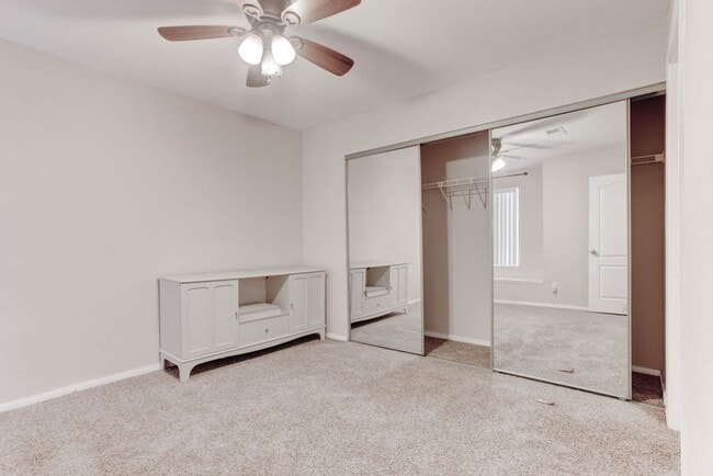 Building Photo - 9325 W Desert Inn Rd