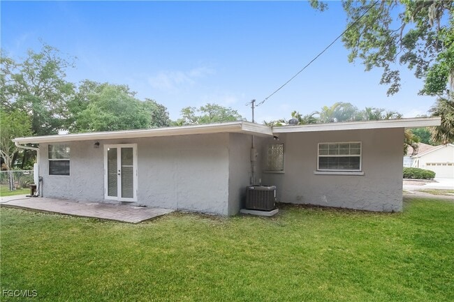 Building Photo - 315 Ginger Rd