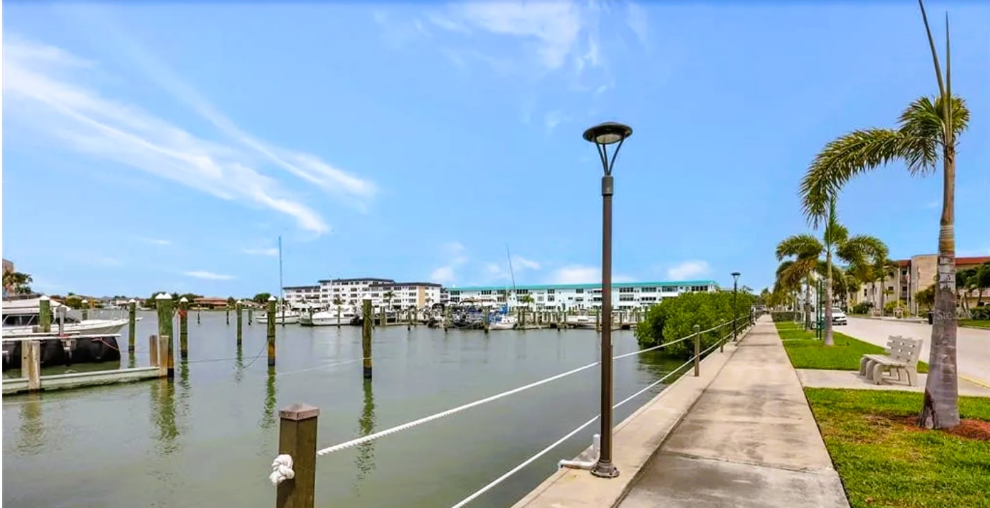 Building Photo - 3114 59th St S