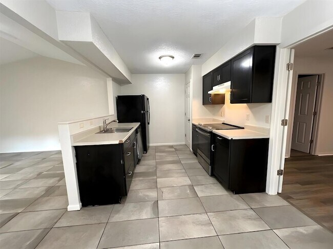 Building Photo - 7600 St Amant Pl