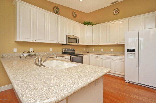 Building Photo - 181 St Lucie Ln