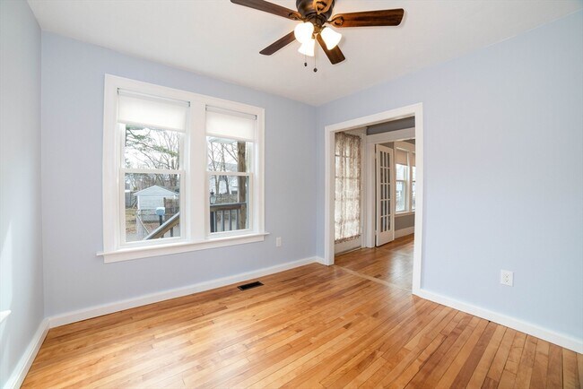 Building Photo - 8 Blackstone St