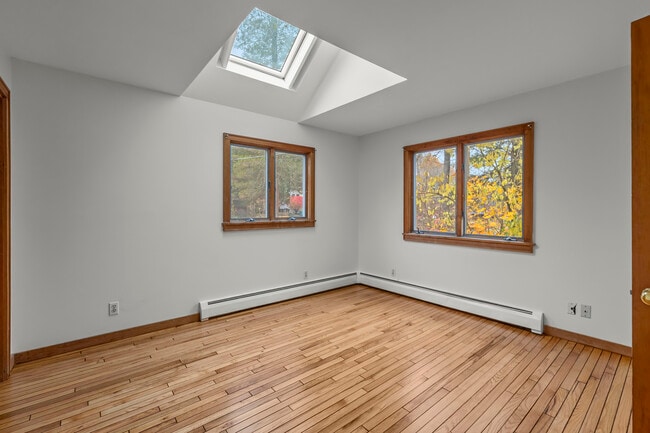 Building Photo - 14 Clearview Terrace