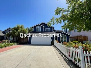 Building Photo - Wonderful four-bedroom Home
