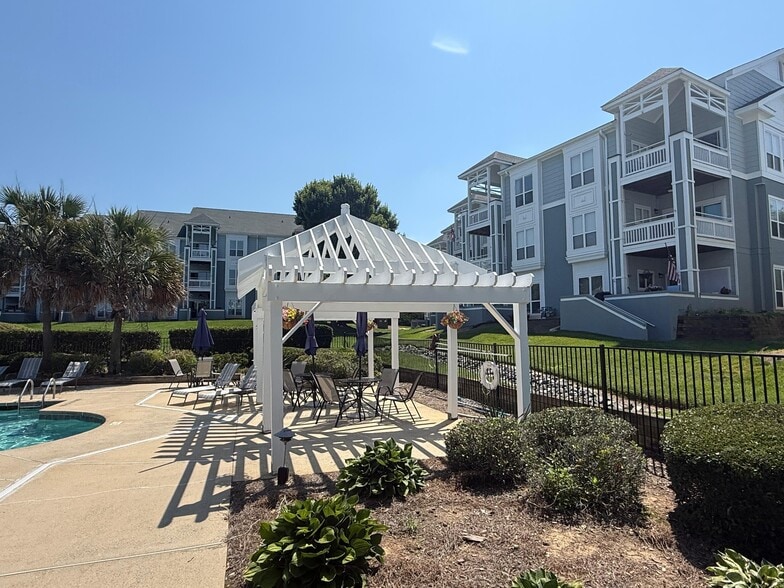 Building Photo - 18817 Nautical Dr