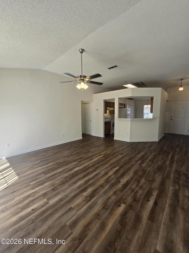 Building Photo - 7910 Georgia Jack Dr N