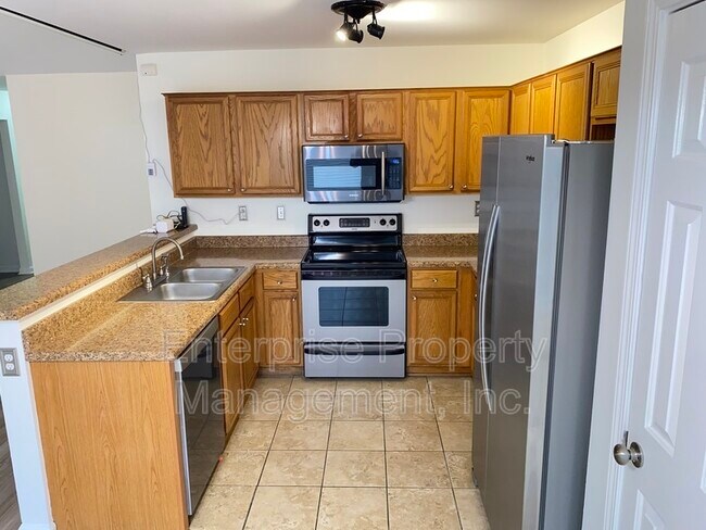 Building Photo - 7125 Showboat Ln