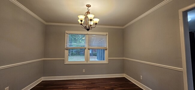 Building Photo - 1117 Appian Way