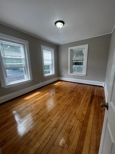 Primary Photo - 270 Bowdoin St