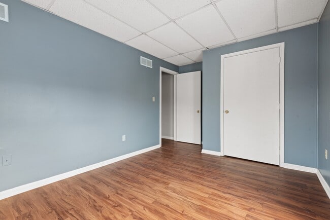 Building Photo - 1061 N Duke St
