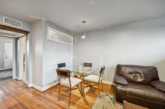 Building Photo - 1804 Gould St