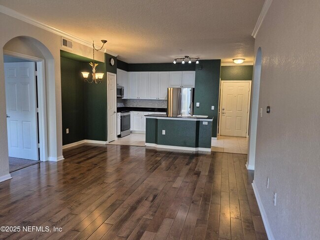 Building Photo - 8539 Gate Pkwy W