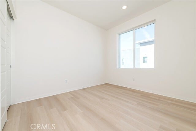 Building Photo - 185 Steely