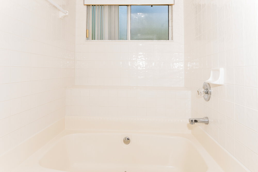 Building Photo - 3379 Deerfield Pointe Dr