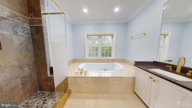 Building Photo - 2007 Mayfair McLean Ct
