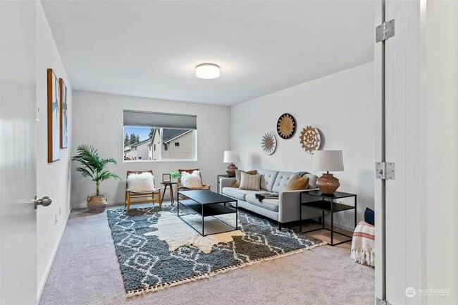 Building Photo - 8412 55th Pl NE