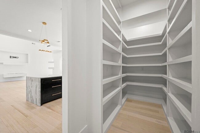 Building Photo - 9825 Fawn Vw Dr