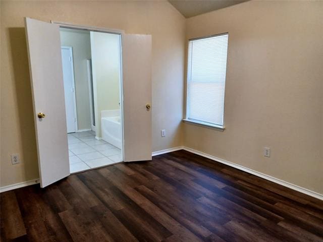 Building Photo - 537 Monarch Dr