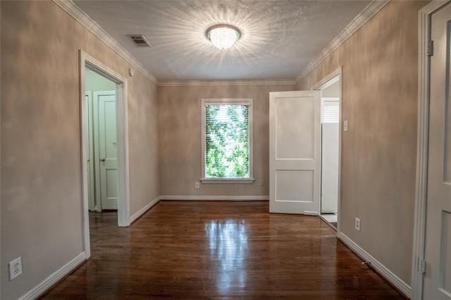 Building Photo - 5825 Grassmere Ln