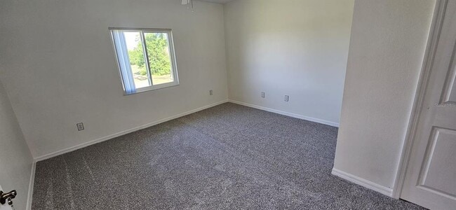 Building Photo - 495 Las Cortes Ln