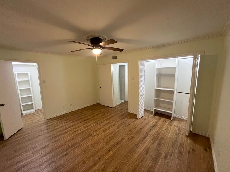 Main Bedroom - 4209 Avondale Ave